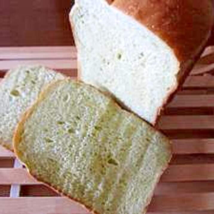 色鮮やかな☆グリーンティーのＨＢ早焼き食パン